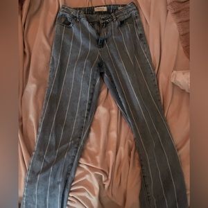 Pacsun mom jeans